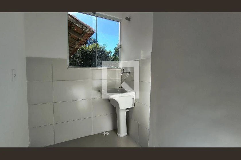 Casa com 3 quartos e 1230 m², pisos em cerâmica — photo 19