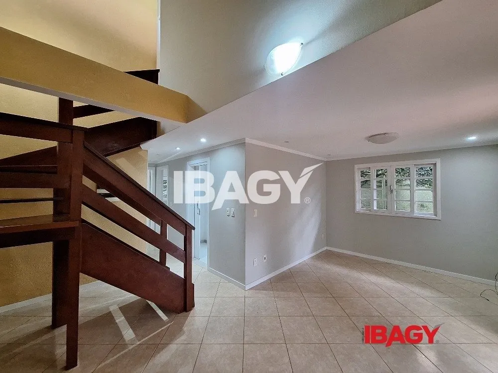 House, 120 m², with a washing machine