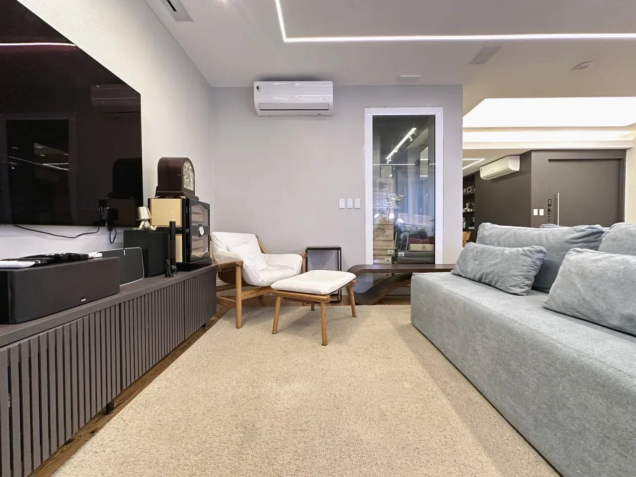 Apartamento mobiliado com 3 quartos e 3 banheiros — photo 30