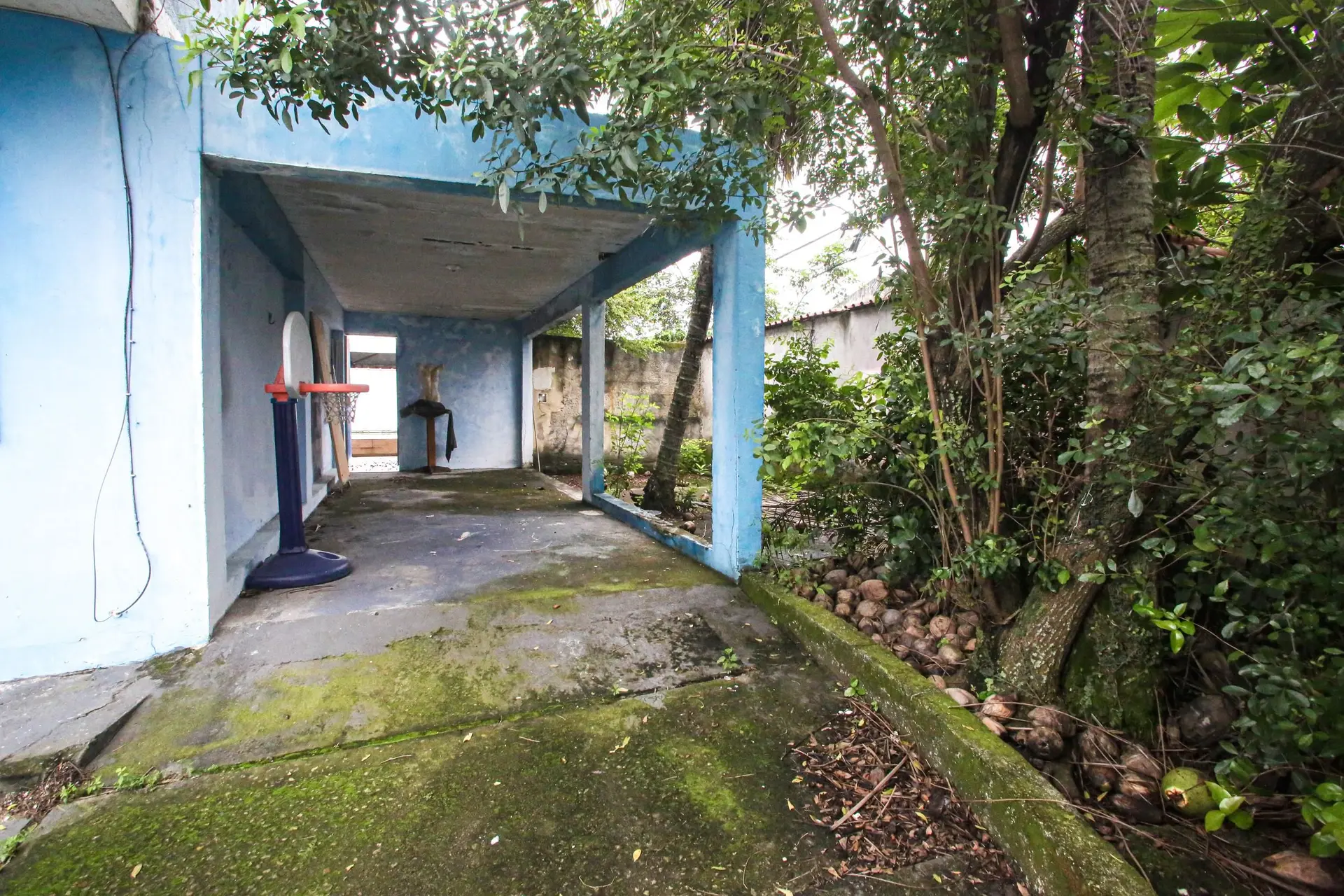 Furnished house, 417 m², with a garden — photo 52
