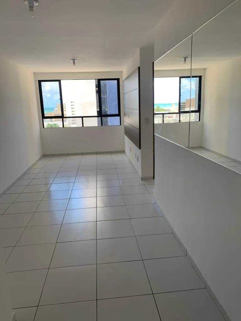 Квартира з 4 спальнями, 2 із власними ваннами, 100 м²
