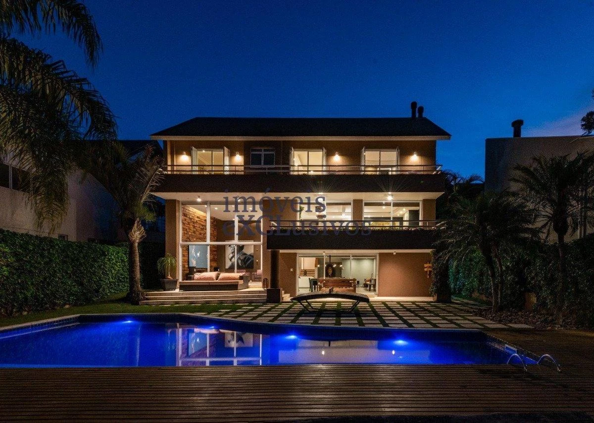 Casa mobiliada de 4 quartos com 3 suítes e 684 m² — photo 26