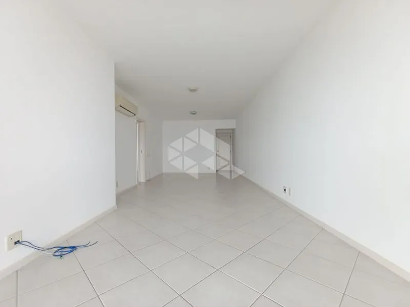 Apartamento com 3 dormitórios e 3 banheiros e 2 vagas