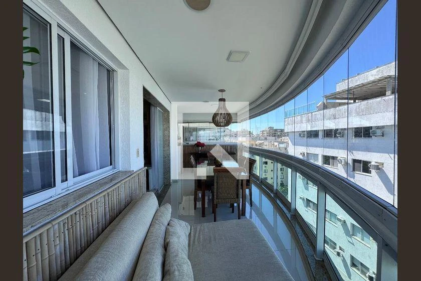 Furnished 3-bedroom apartment with 200 m² — photo 3