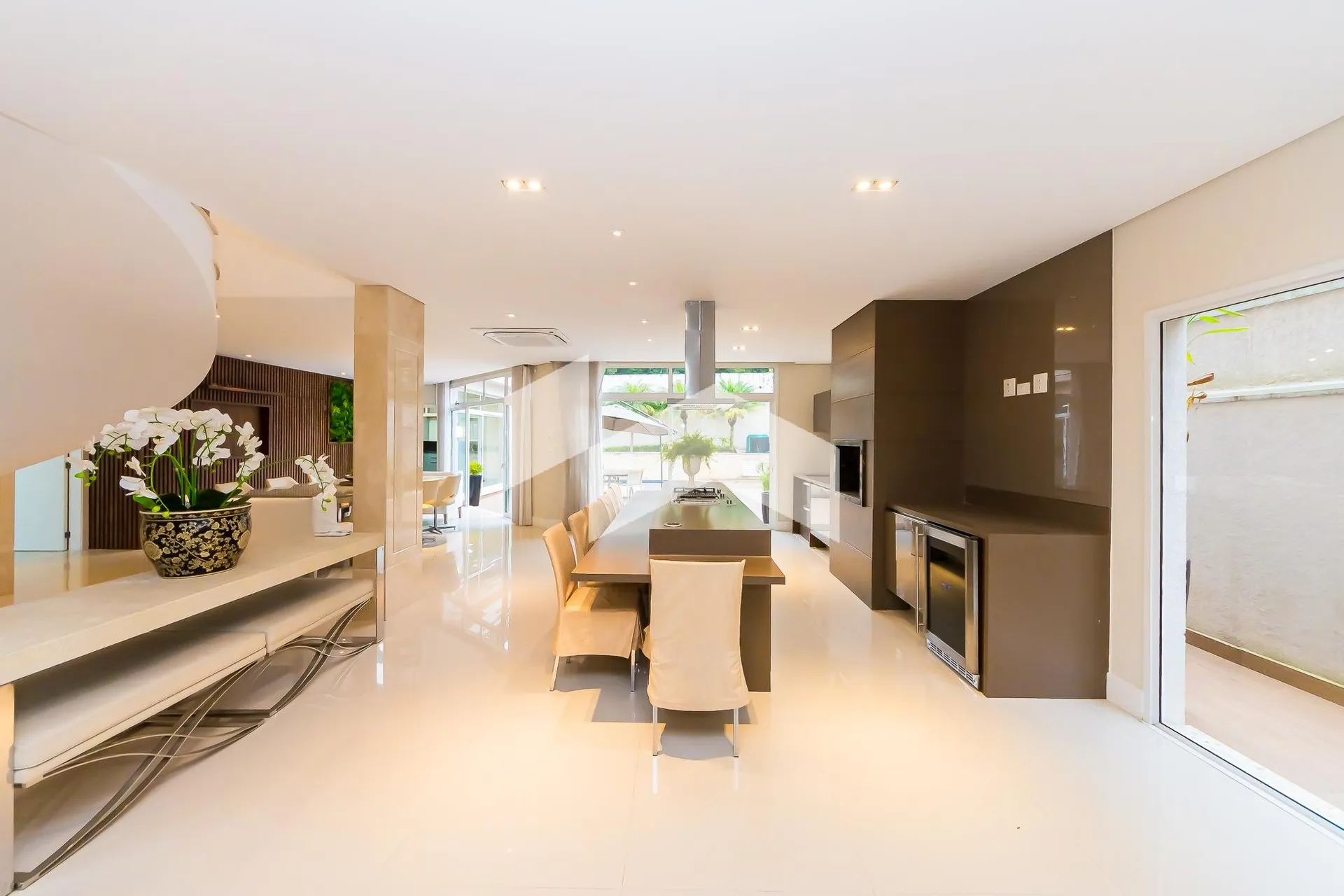 Unfurnished house with 4 en-suite bedrooms and 7 baths — photo 6