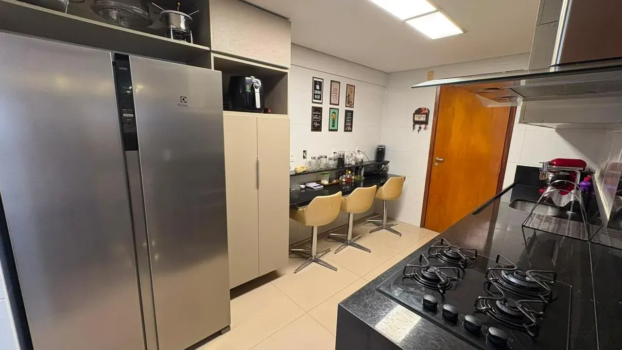 Furnished apartment, 105 m², with a home office — photo 2