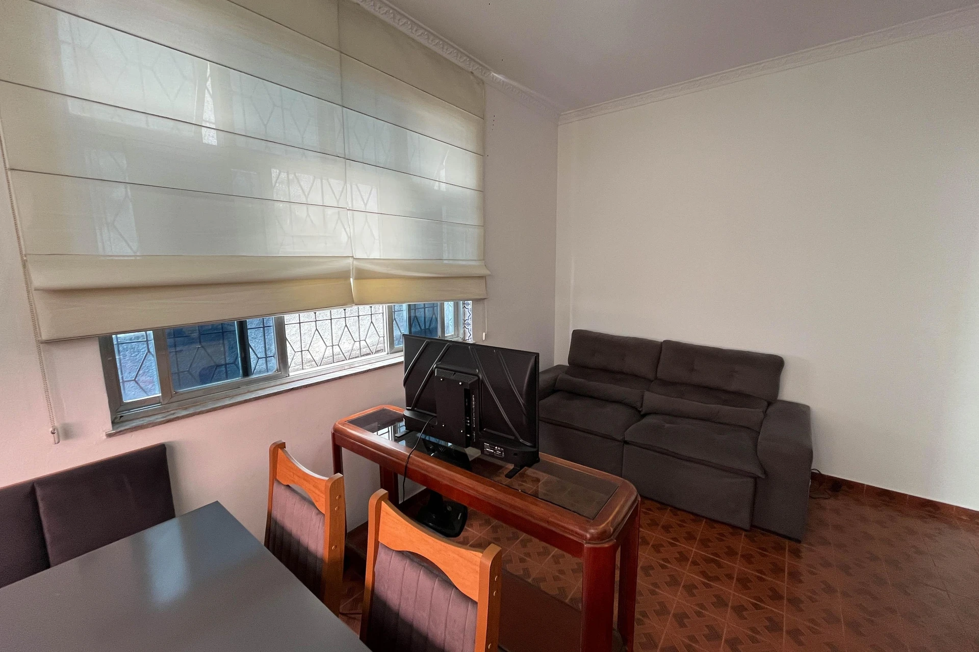 Furnished 1-bedroom apartment that allows pets — photo 6