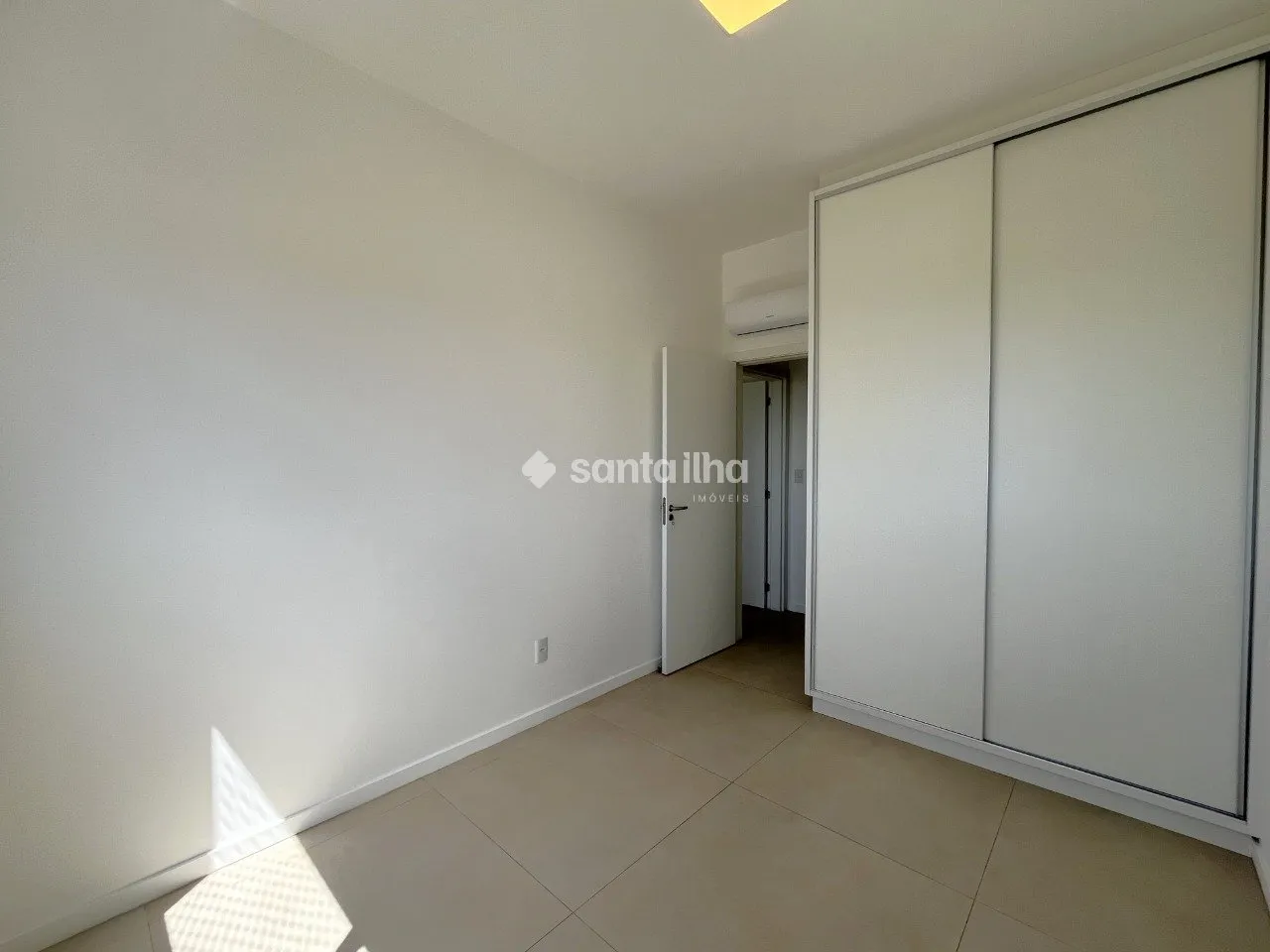 Duplex apartment with 219 m², 3 bedrooms and open-plan kitchen — photo 20