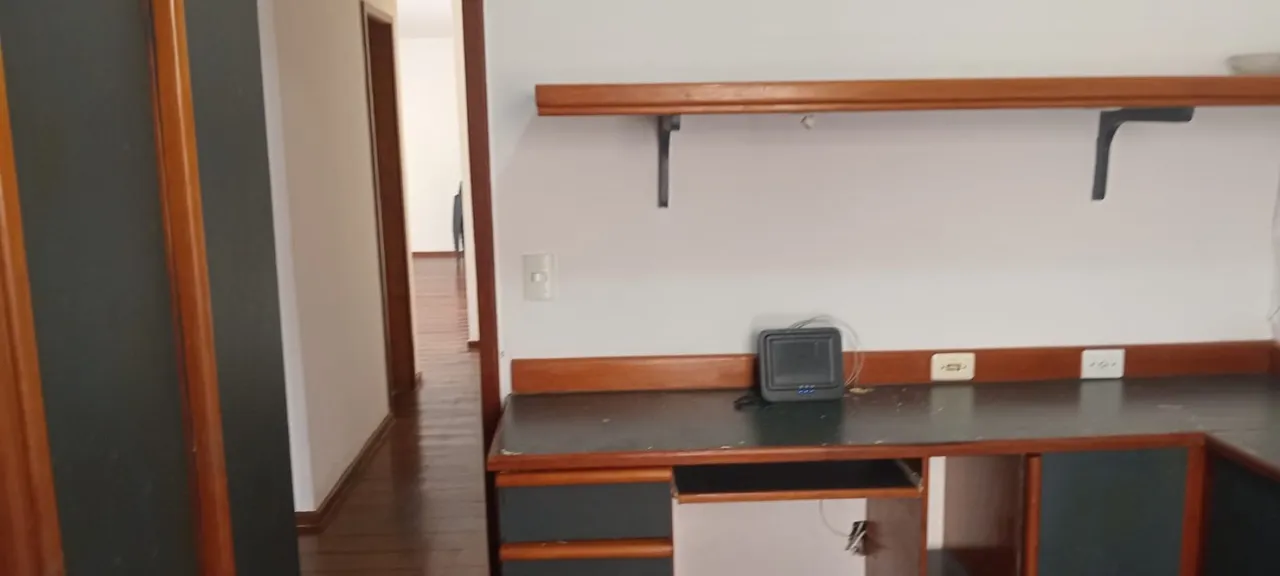 Home office in a 4-bedroom apartment, 120 m² — photo 24