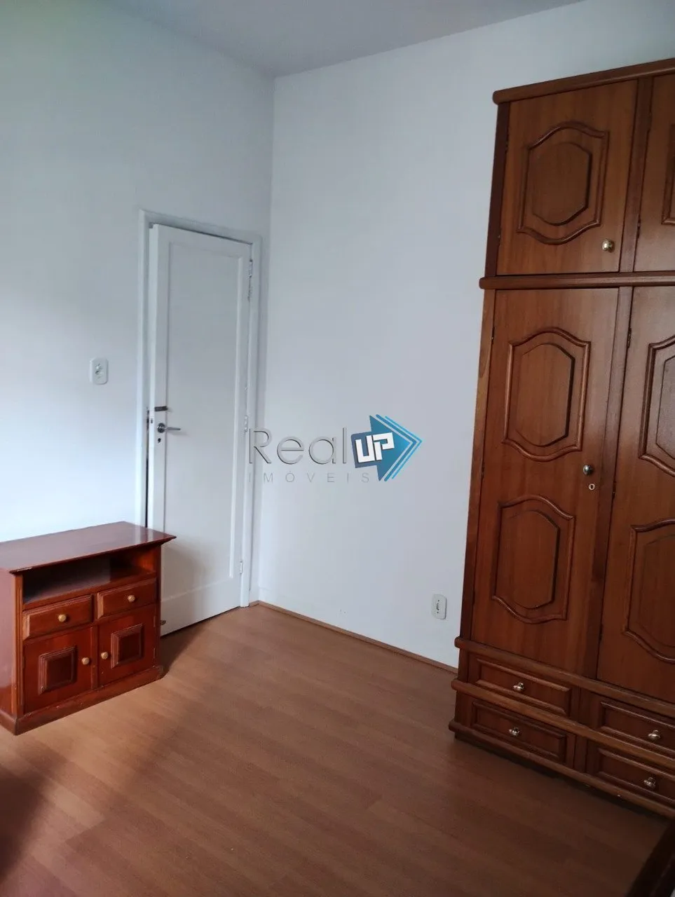 Apartamento mobiliado com 2 quartos e 1 banheiro com box — photo 5