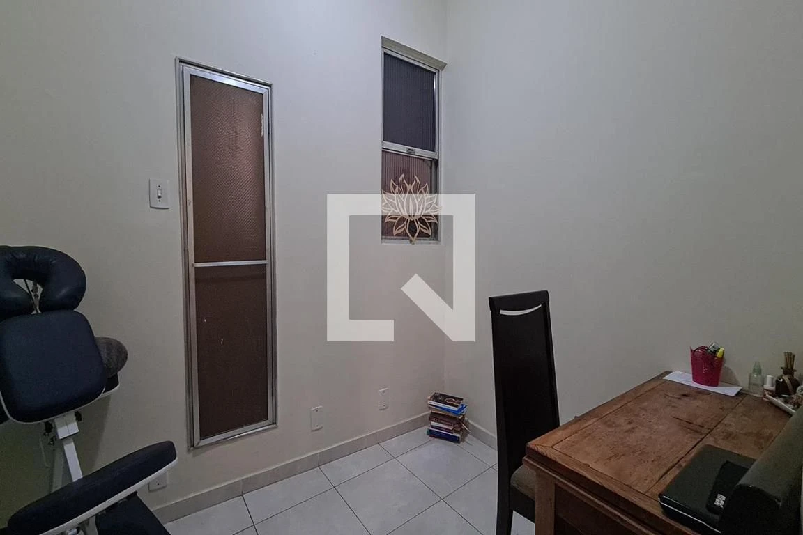 Apartamento amueblado con 2 dormitorios y 2 baños — photo 12