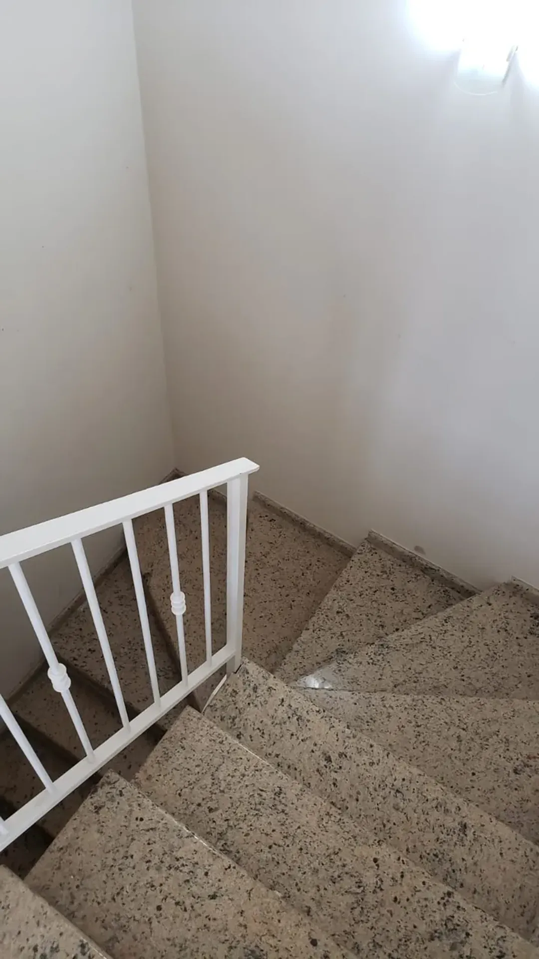 Casa com 4 quartos e 4 banheiros, 250 m² — photo 34