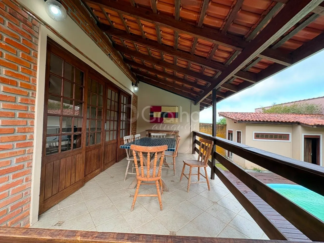 House with 3 en-suite bedrooms 435 m² and private garden — photo 35