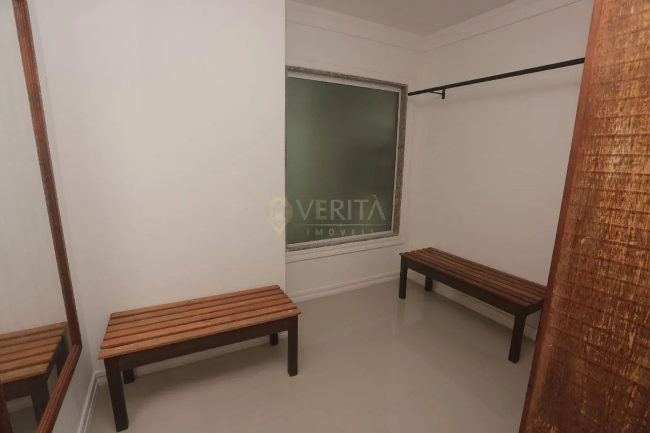 House with 7 bedrooms and 10 baths, 3200 m² and pools — photo 37