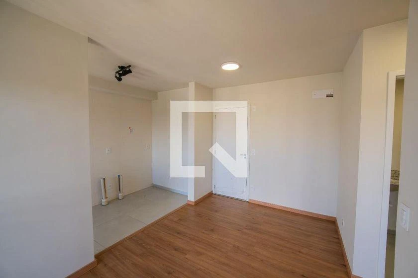 2-bedroom apartment in a building with a gym — photo 24