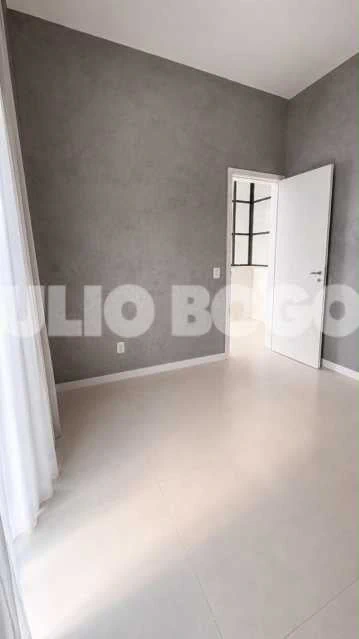 Furnished duplex penthouse with 3 en-suite bedrooms and 180 m² — photo 9
