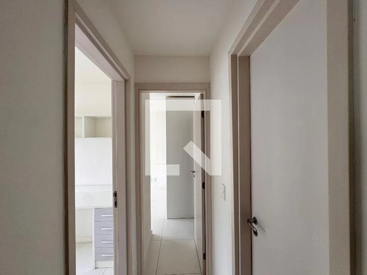 3-bedroom apartment with a mountain view in Rio de Janeiro — photo 25