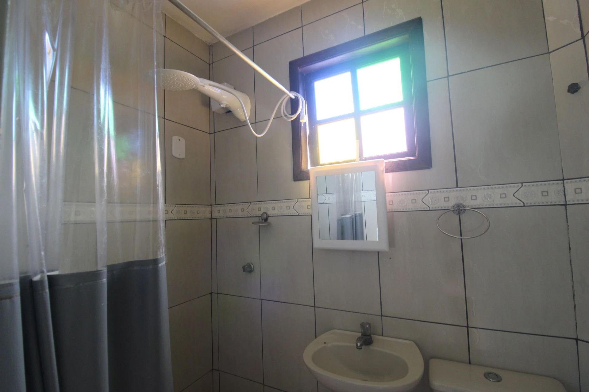 Furnished studio with kitchenette and en-suite — photo 17