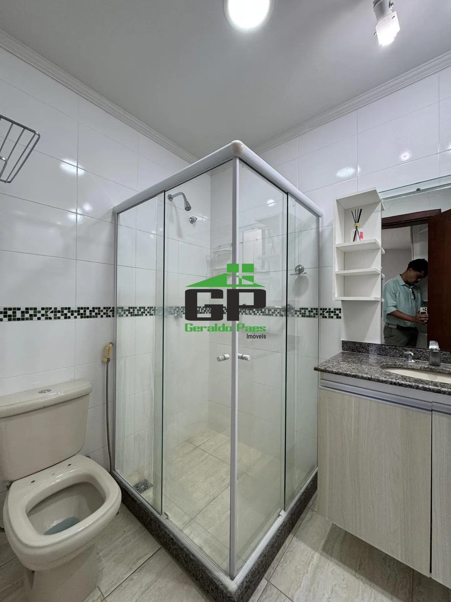 Casa com 5 quartos e 5 banheiros, cozinha fechada — photo 31