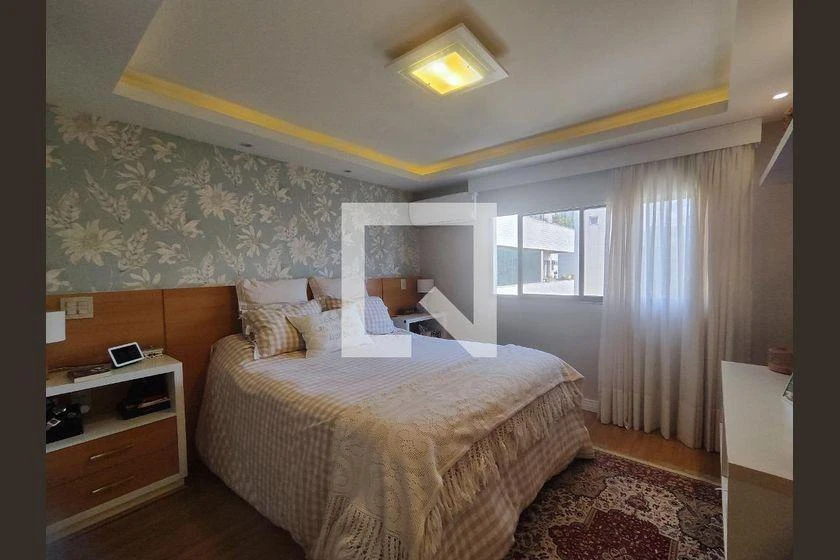 Rental apartment with 4 bedrooms, 360 m² and a balcony — photo 28