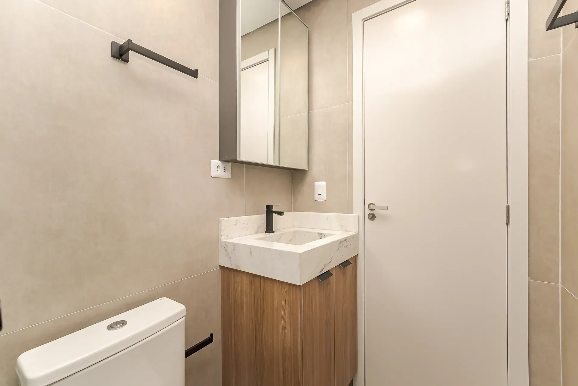 Furnished studio, 24 m², with a washing machine — photo 16