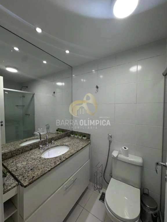 Furnished 2-bedroom apartment with a private BBQ — photo 2