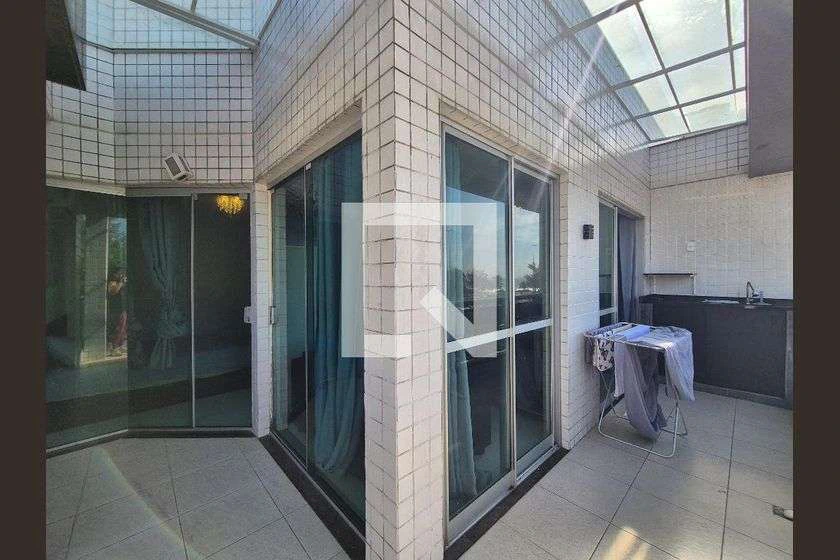 Furnished apartment with a glassed-in balcony — photo 19