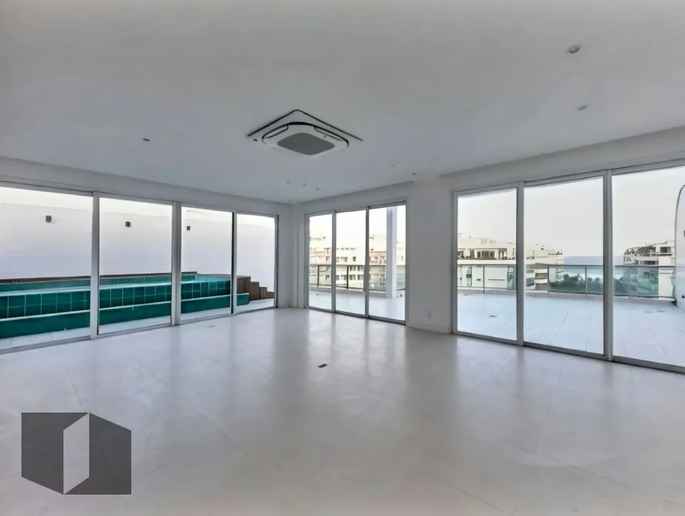 Penthouse with 5 bedrooms and balcony BBQ — photo 14