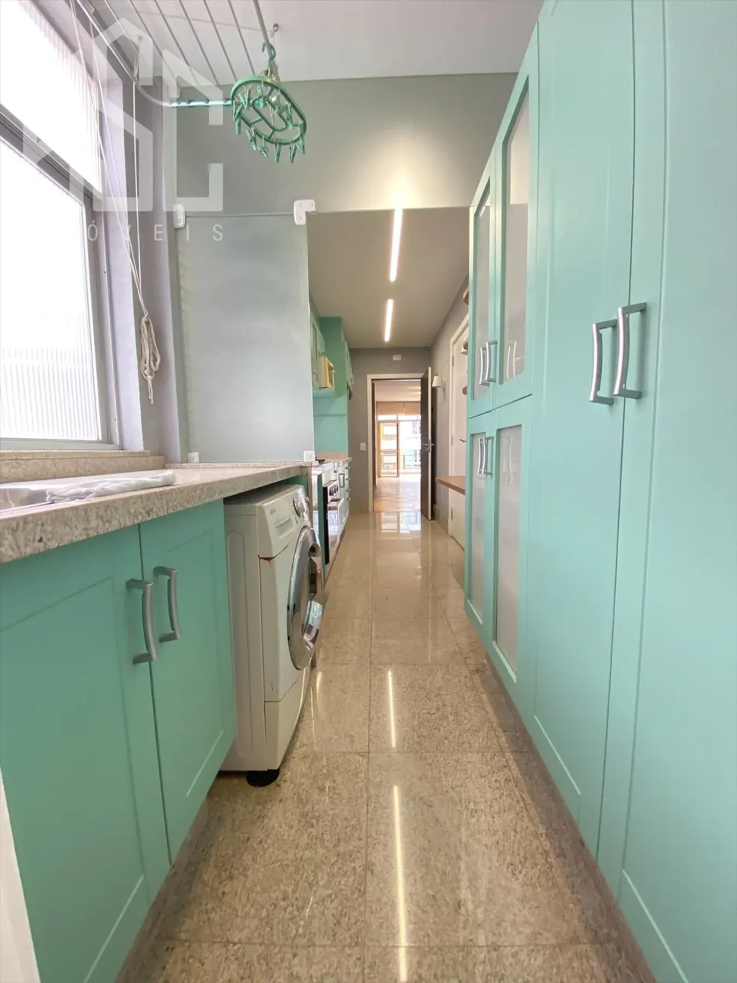 145 m² duplex penthouse with 2 bedrooms and 3 baths — photo 34