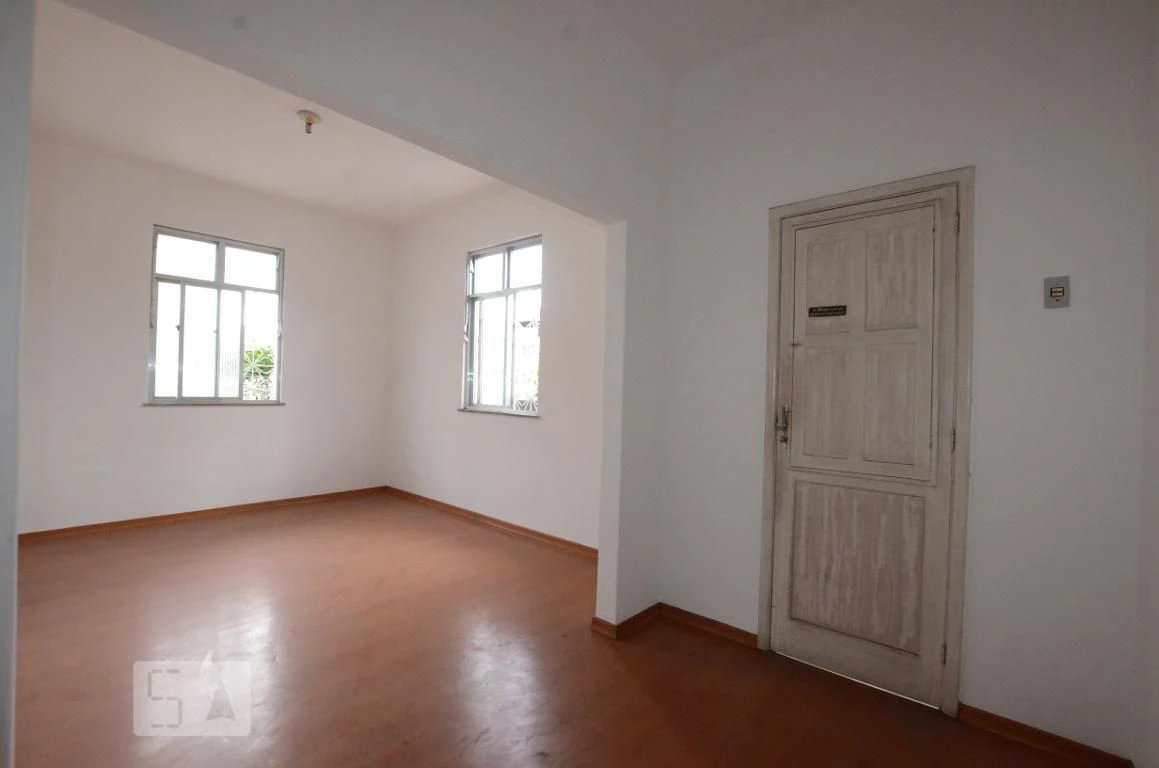 Casa sem mobília com 2 quartos, quintal e varanda — photo 11