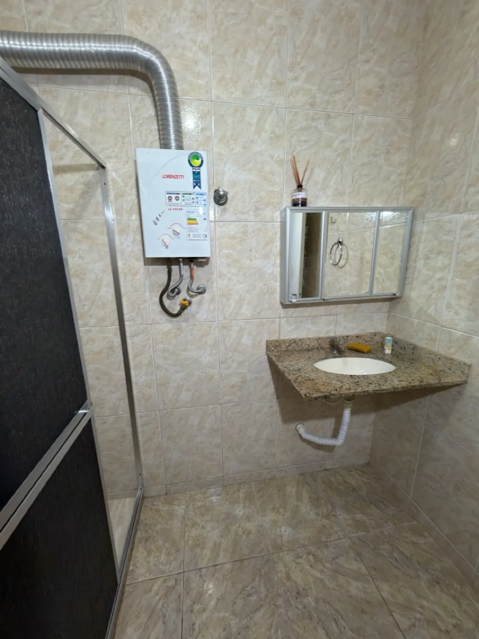 Apartment, 81 m², with wood or laminate floors — photo 5
