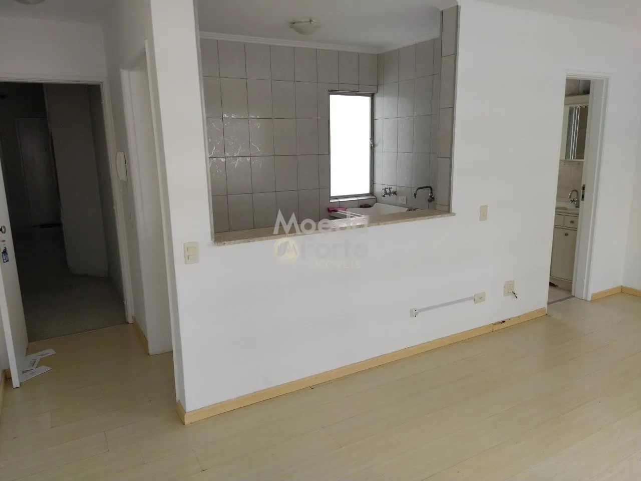 Unfurnished studio on the 5th floor with gas heater — photo 10
