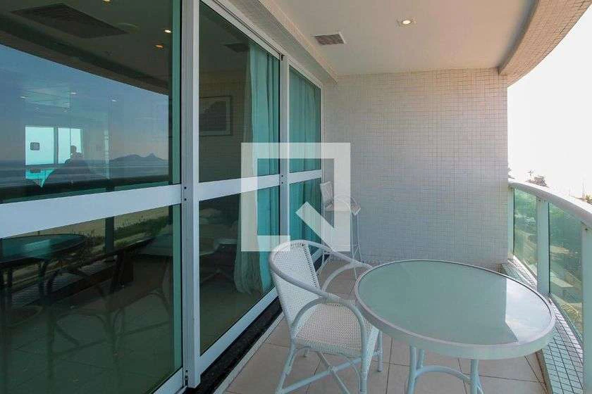 Furnished 120 m² apartment with 2 en-suite bedrooms — photo 3