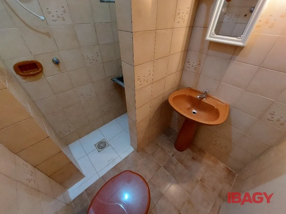 38 m² 1-bedroom apartment with no parking — photo 10