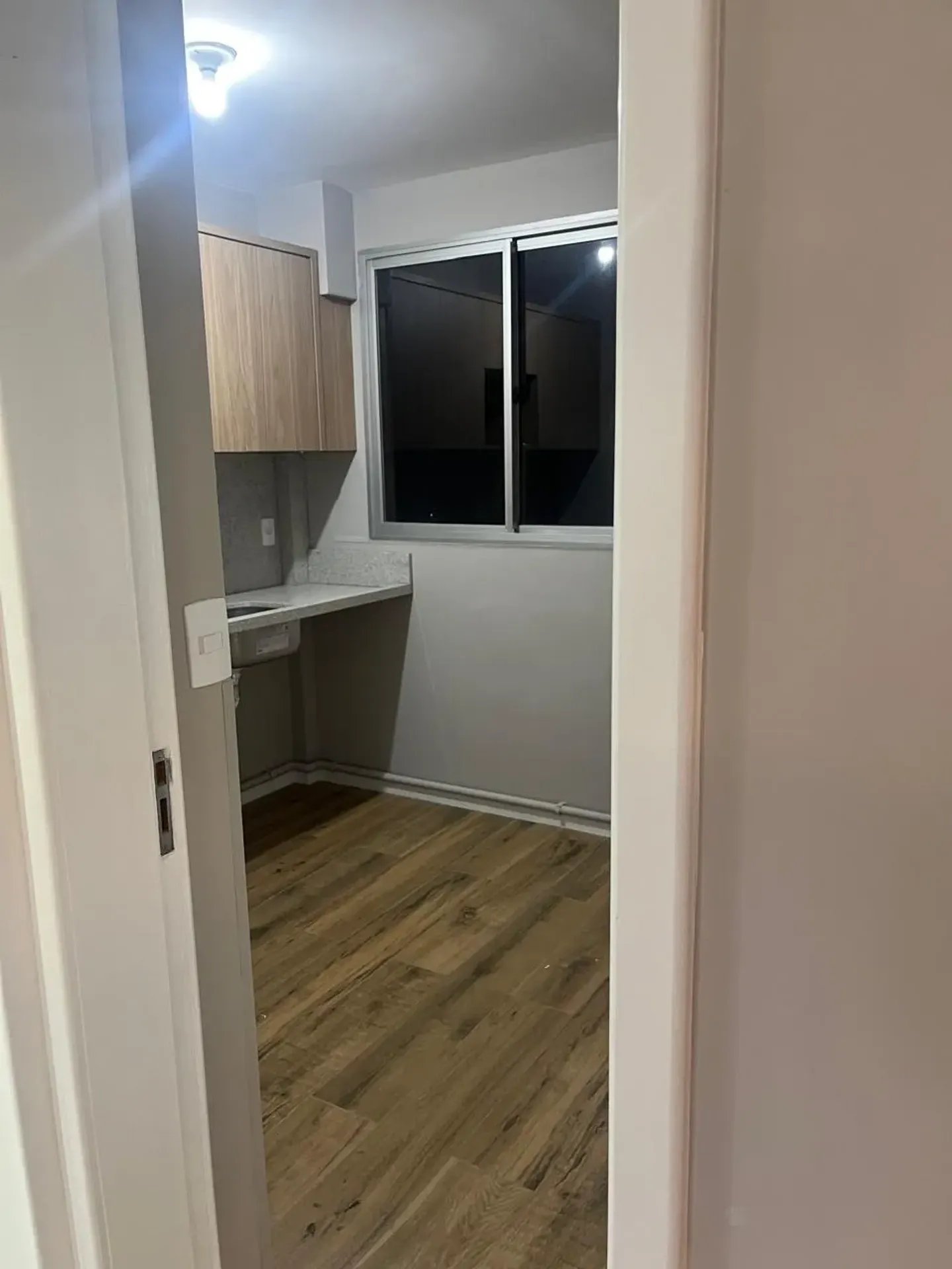 Apartment, 58 m², with wood or laminate floors — photo 4