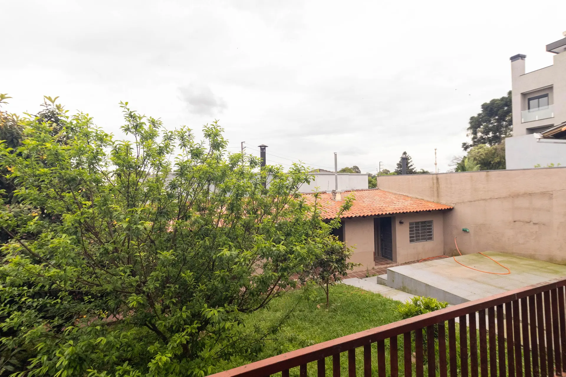 House, 195 m², with floor-to-ceiling windows — photo 15