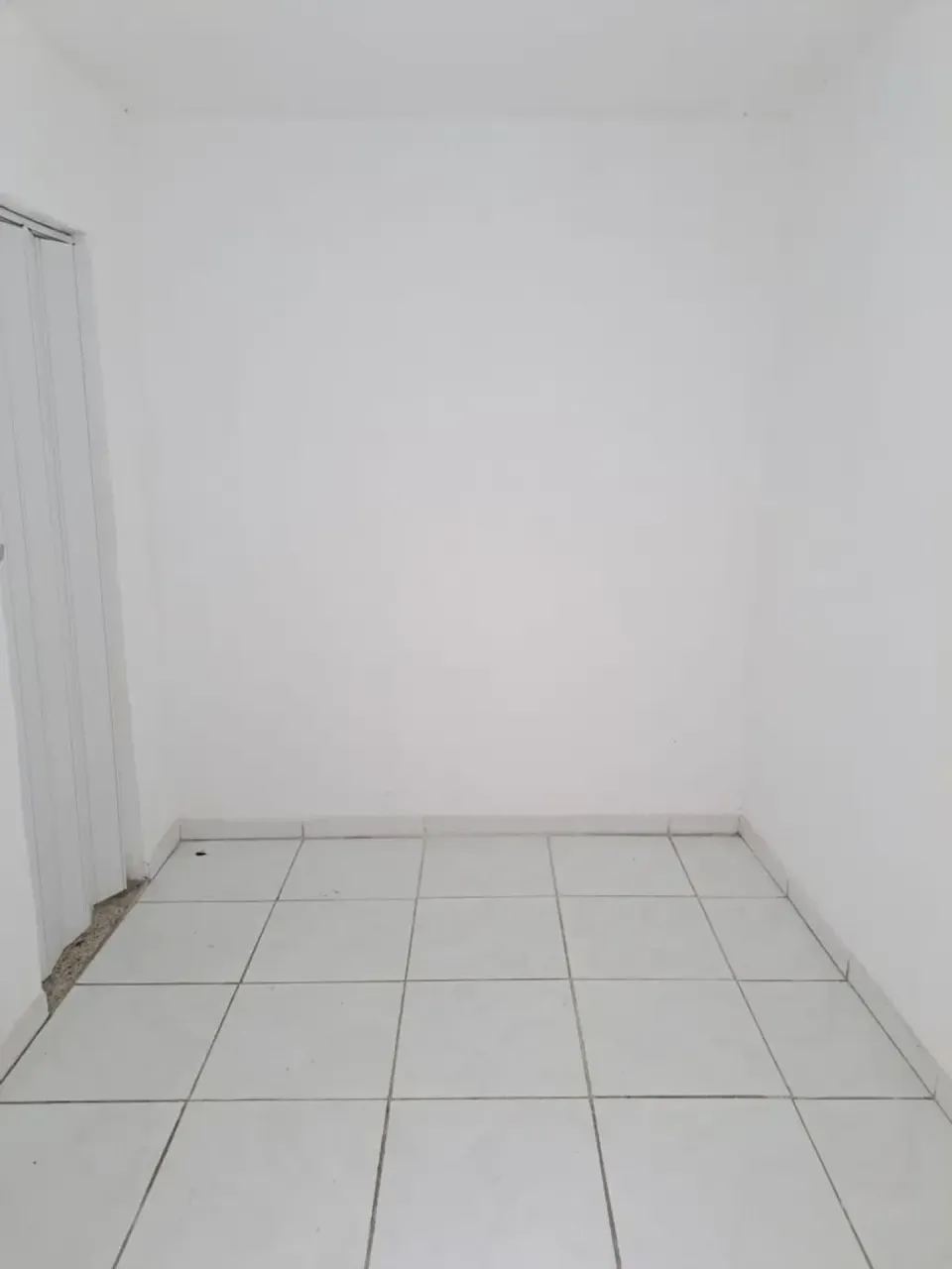 Casa sem mobília com 1 quarto e 1 banheiro — photo 10