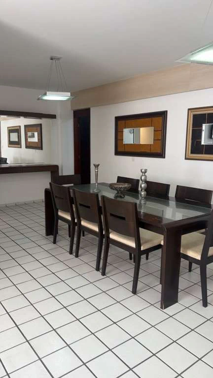 Apartment with 3 bedrooms, 2 en-suites and 160 m² — photo 3
