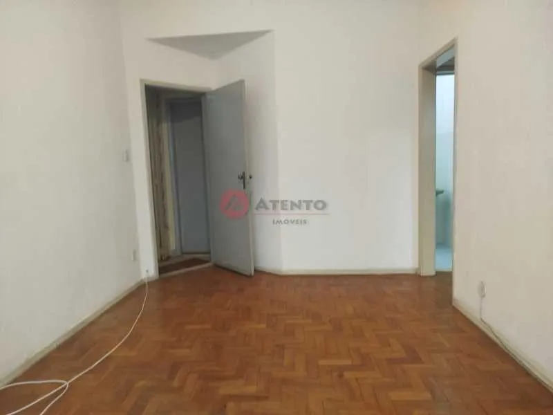 Apartamento com piso de madeira ou laminado, Vila da Penha — photo 10