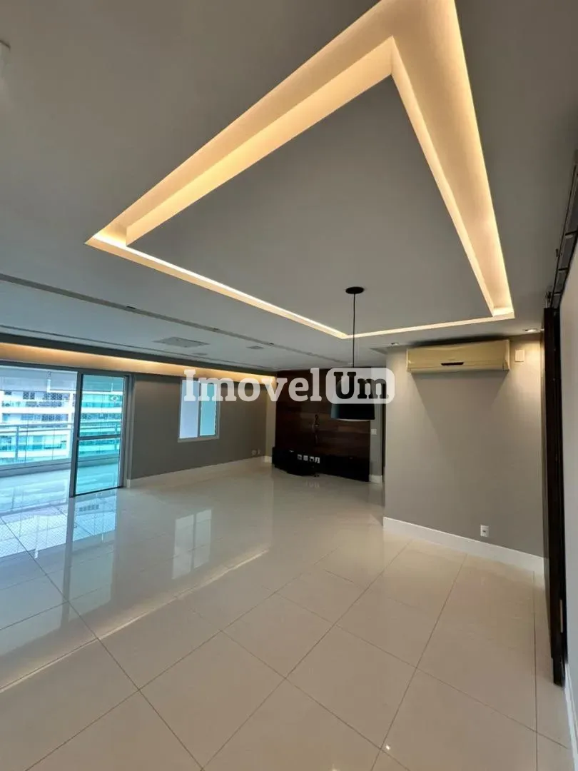 3-bedroom apartment with a home office — photo 9