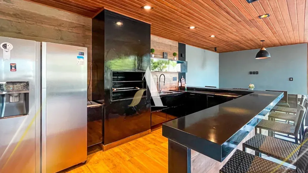 Furnished linear house with 4 en-suites and a gas open kitchen — photo 17