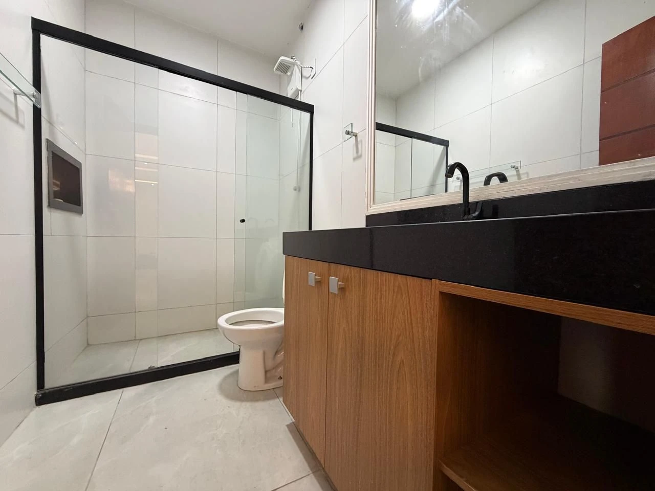 Casa em condomínio com 5 quartos e cozinha integrada — photo 49
