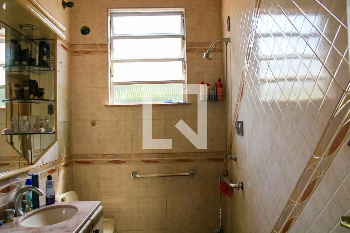 Unfurnished apartment with 2 bedrooms and 2 bathrooms — photo 47
