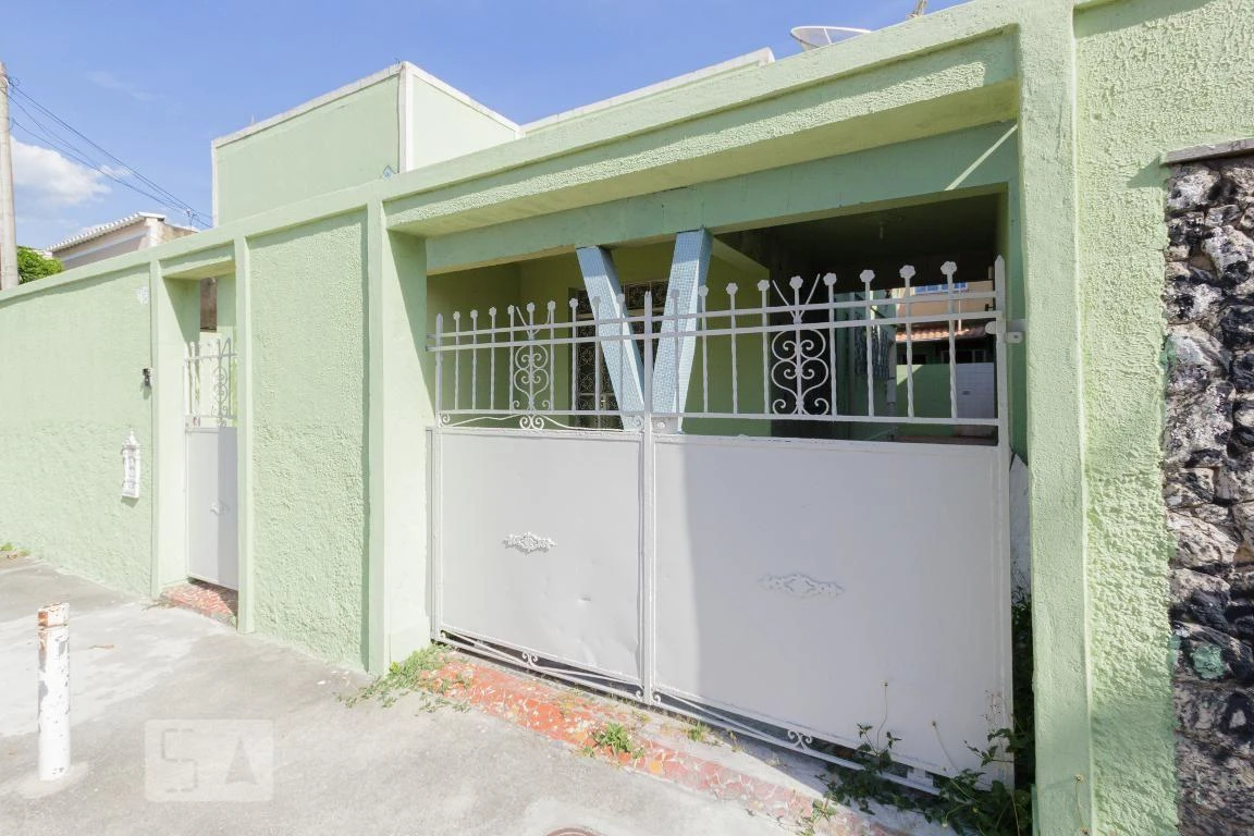 House, 200 m², with a grill on the balcony — photo 46