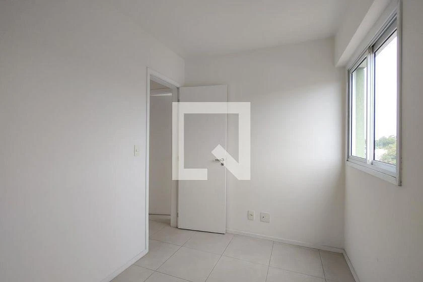 Rental apartment with 2 bedrooms and a balcony — photo 3