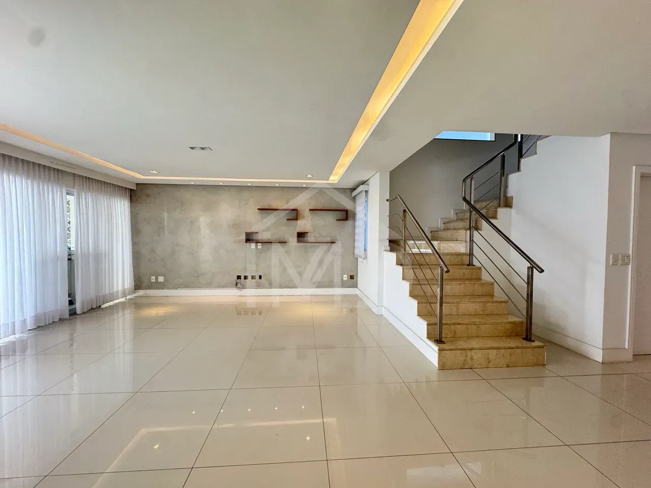House 390 m² with 5 bedrooms and an open-plan kitchen — photo 11