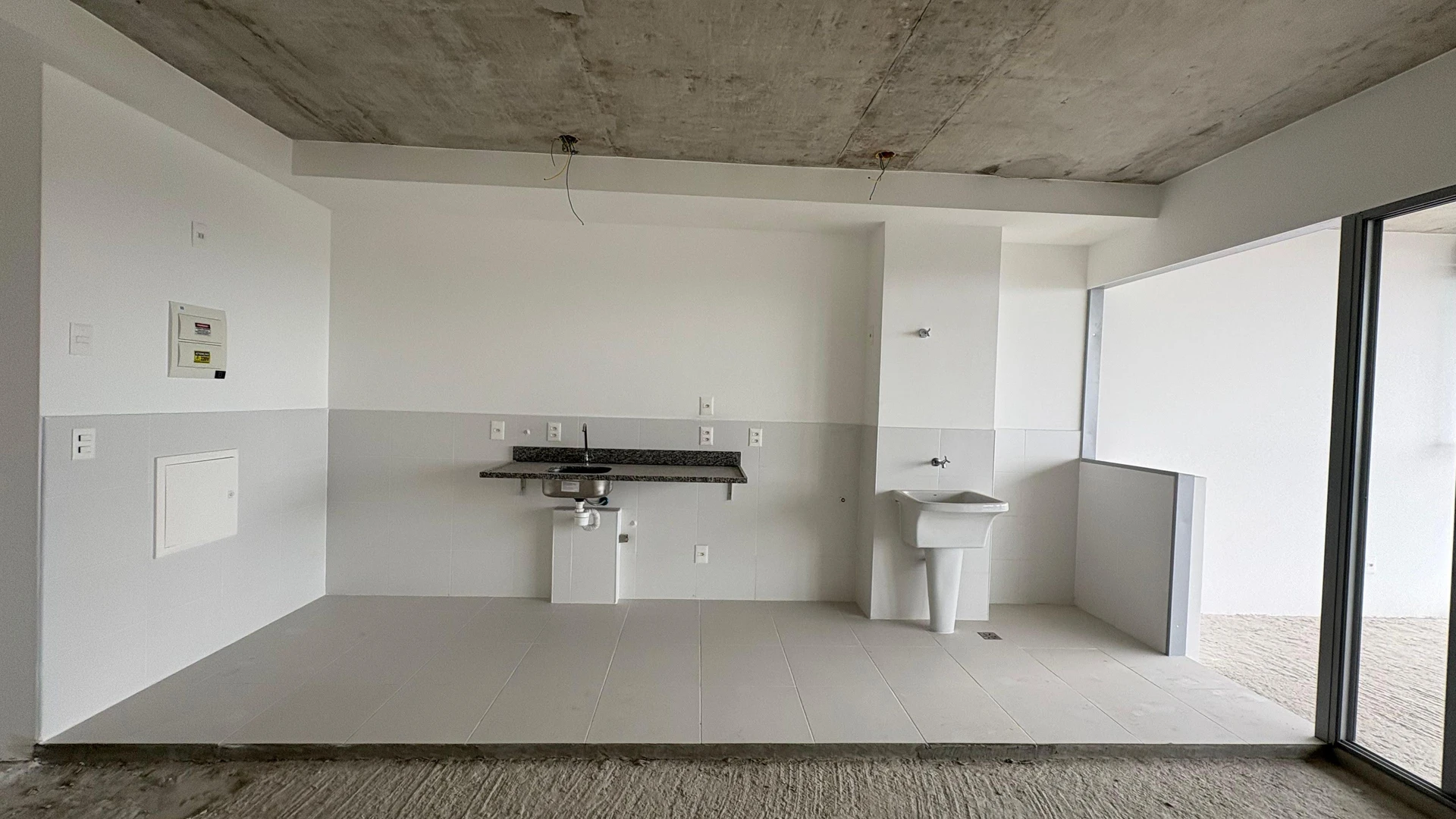 2-bedroom apartment with a mountain view in Rio de Janeiro — photo 42