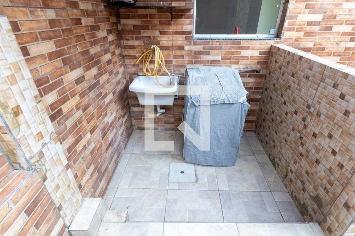 Garden in a 2-bedroom house, 76 m² — photo 7