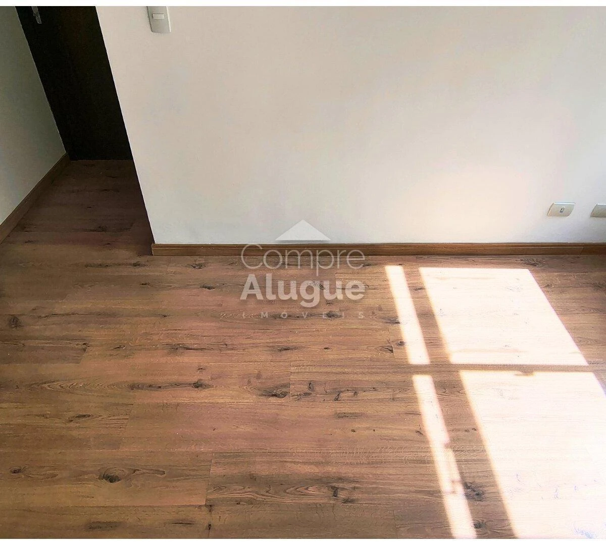 3-bedroom apartment in a building with a gym — photo 32