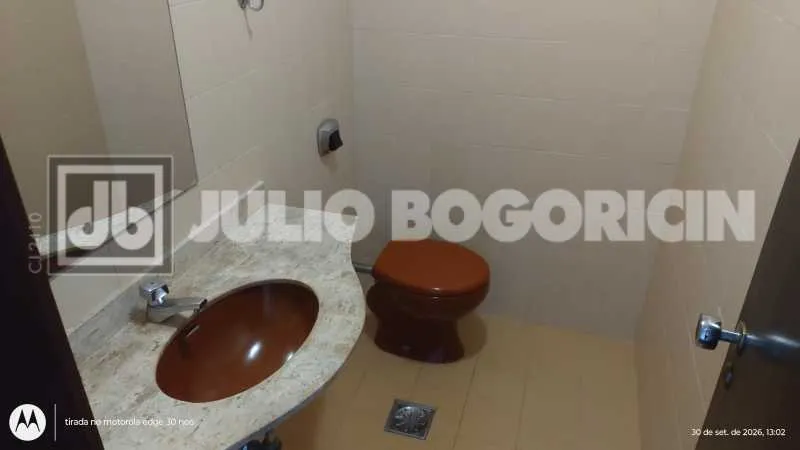 Apartment on the 2nd floor with wood or laminate floors — photo 14